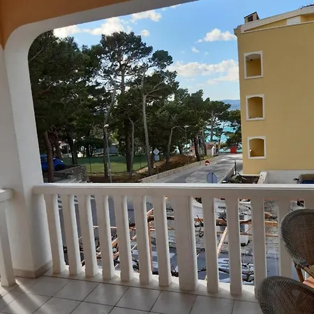 Gasthuis House Vida Goraleks 4*