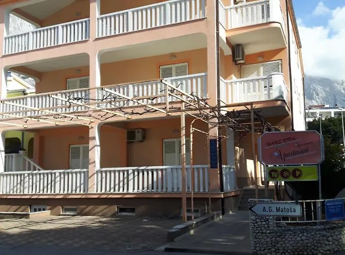 House Vida Goraleks Baška Voda